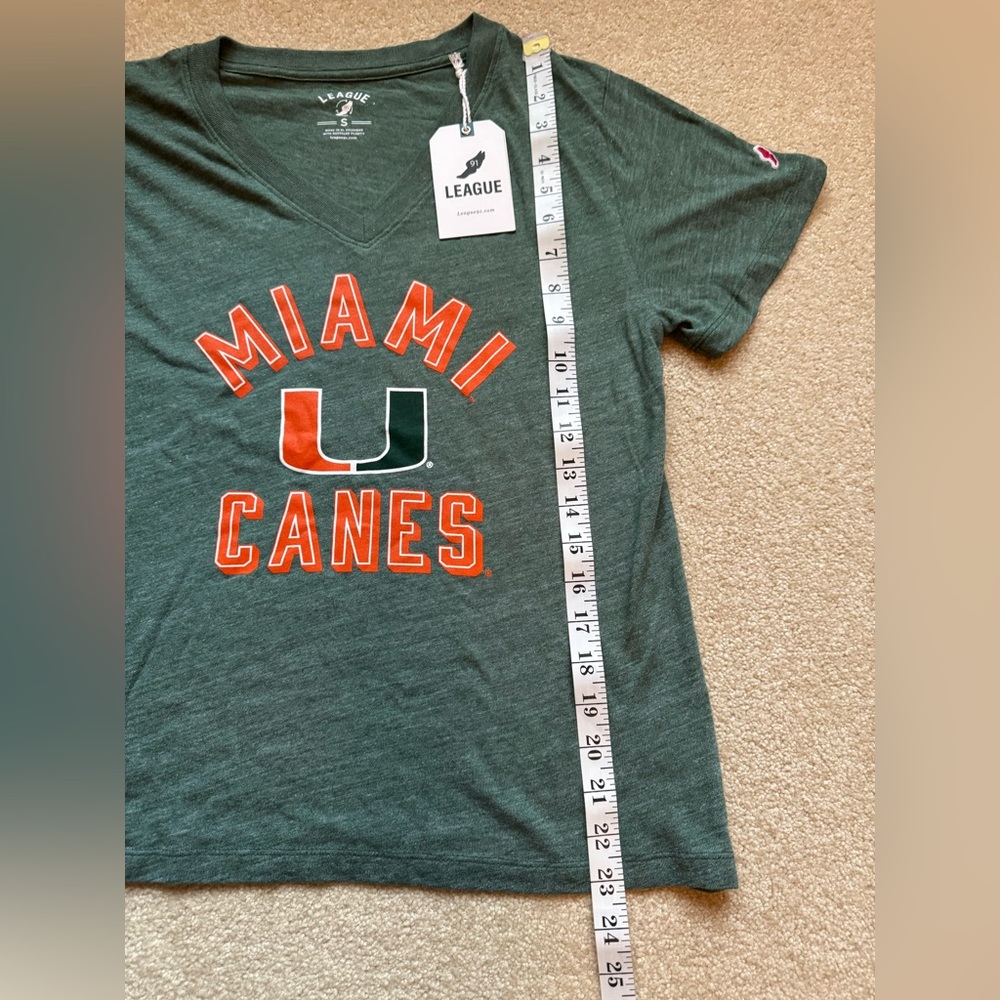 NWT Miami Hurricanes Green V-Neck T-Shirt with Orange and White Accents Size S - Picture 4 of 6